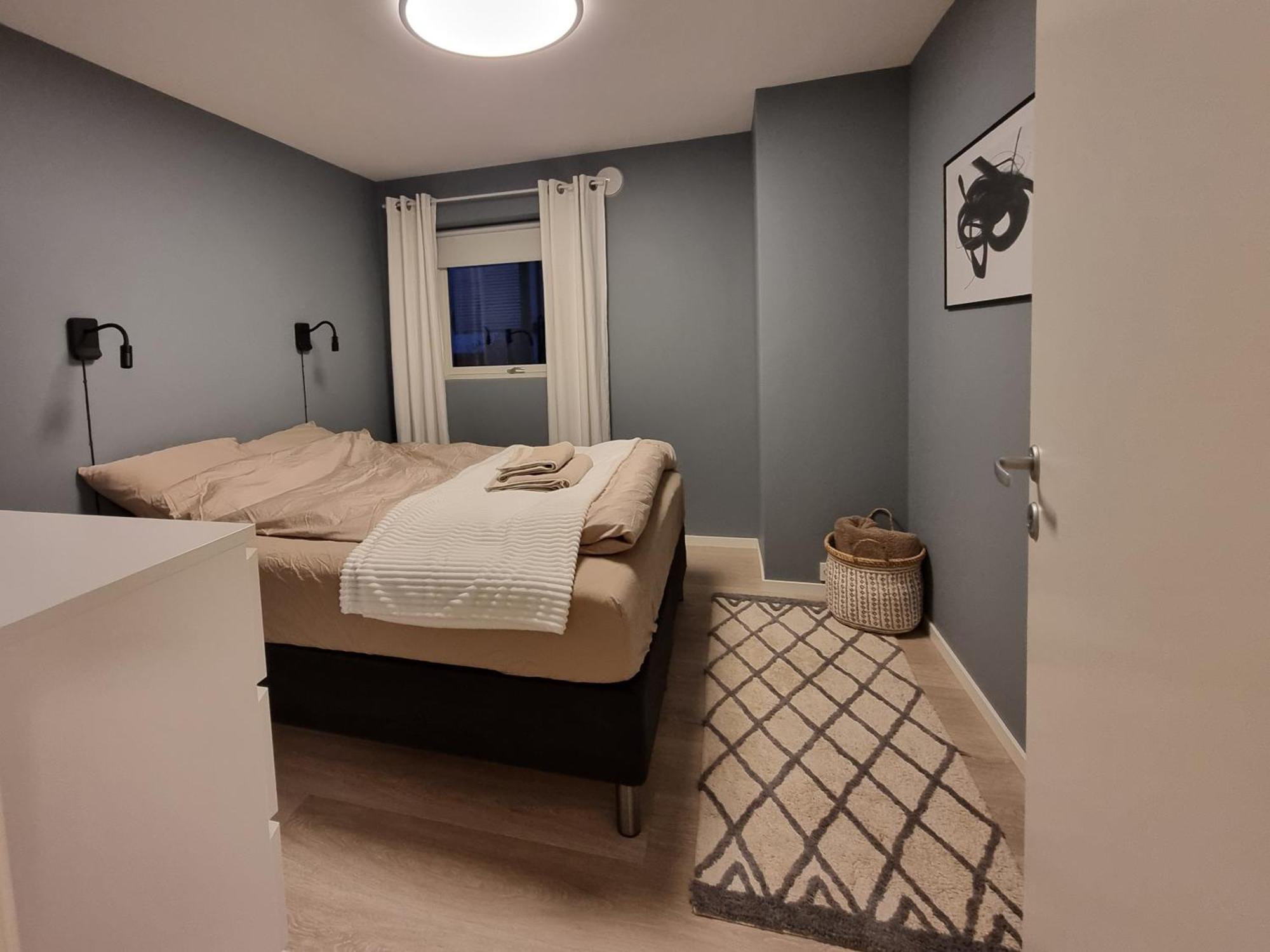 Apartment New Renovated Near The Airport With 3 Double Beds Tromsø